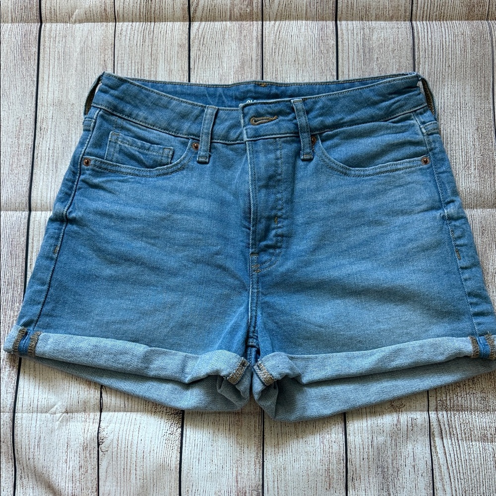 Old Navy Women's Light Blue Jean Shorts - Picture 3 of 6